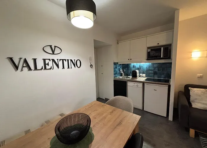 Rez De Chaussee, Vue Sur Le Golf Et Parking Gratuit Apartment *