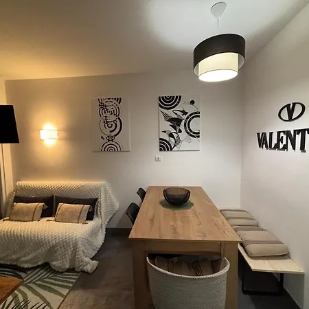 Apartament Rez De Chaussee, Vue Sur Le Golf Et Parking Gratuit *
