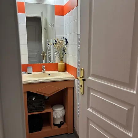 Rez De Chaussée, Vue Sur Le Golf Et Parking Gratuit Appartamento *