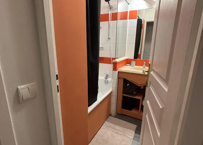 Appartamento Rez De Chaussée, Vue Sur Le Golf Et Parking Gratuit